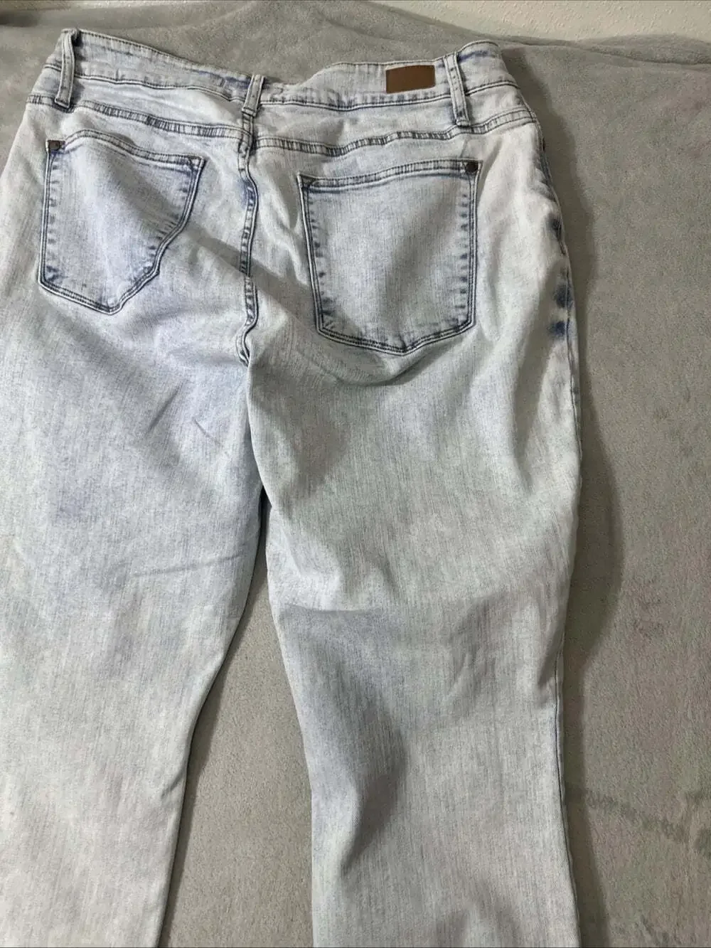 Judy Blue Women’s 20W Slim Fit Skinny Jeans Light Wash High Rise Stretch